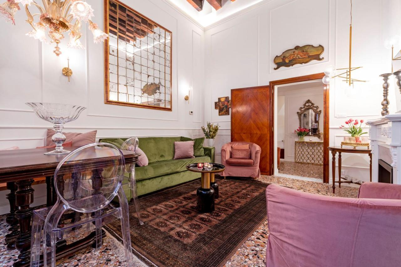 Ca' Degli Angeli Apartment *